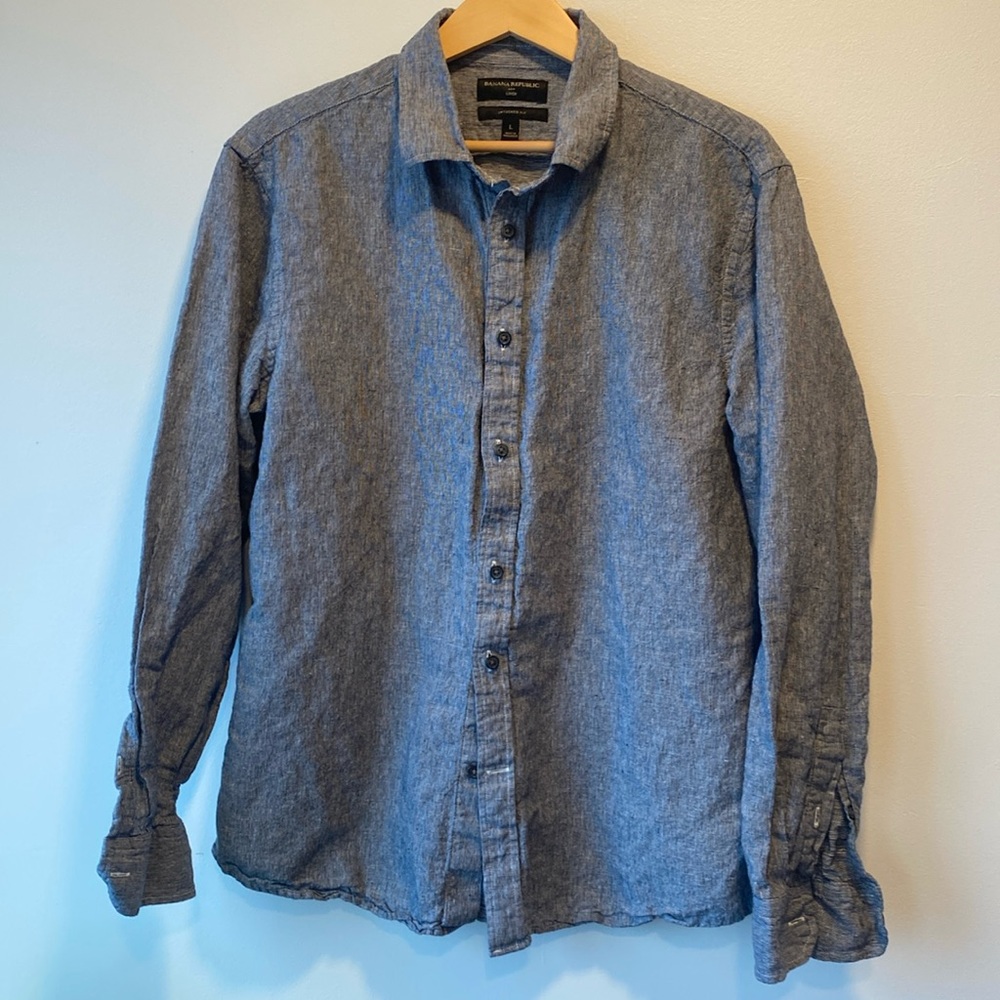 Banana Republic men’s casual shirt